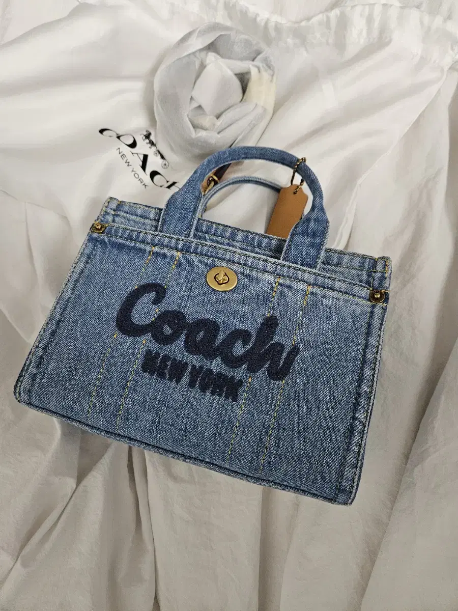 새상품 코치 coach 미니 데님 가방 토트 크로스백